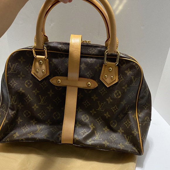Authentic pre-loved Louis Vuitton - Picture 6 of 15